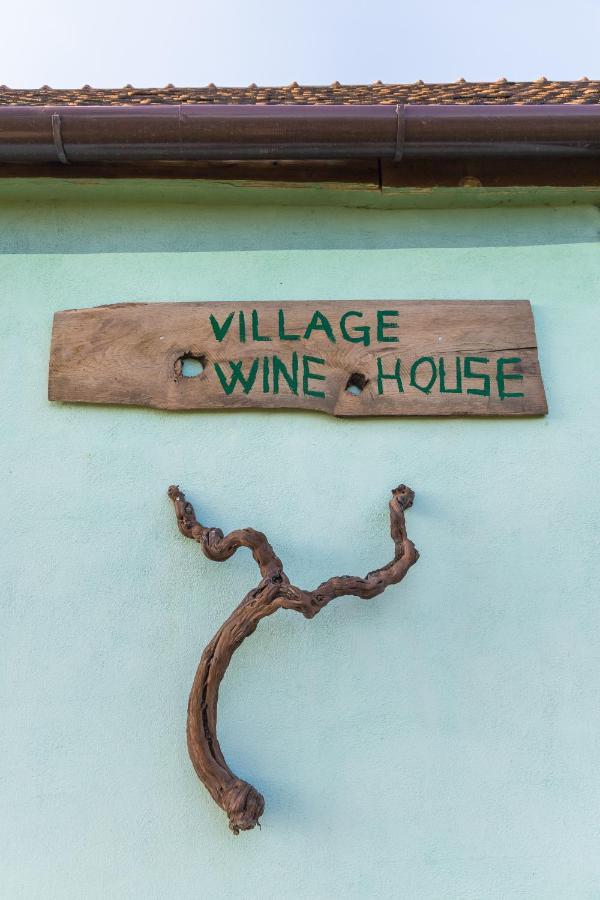 Village Wine House Mandicevac Eksteriør bilde